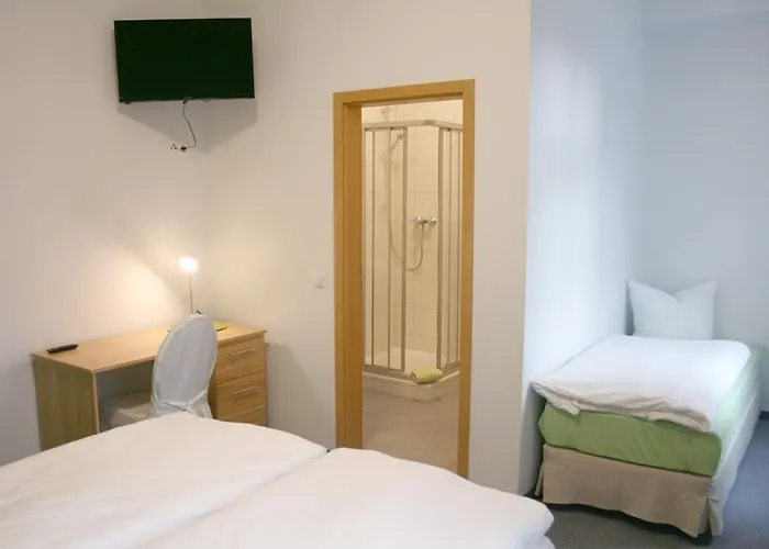 Lindencafe Pensión Luckenwalde